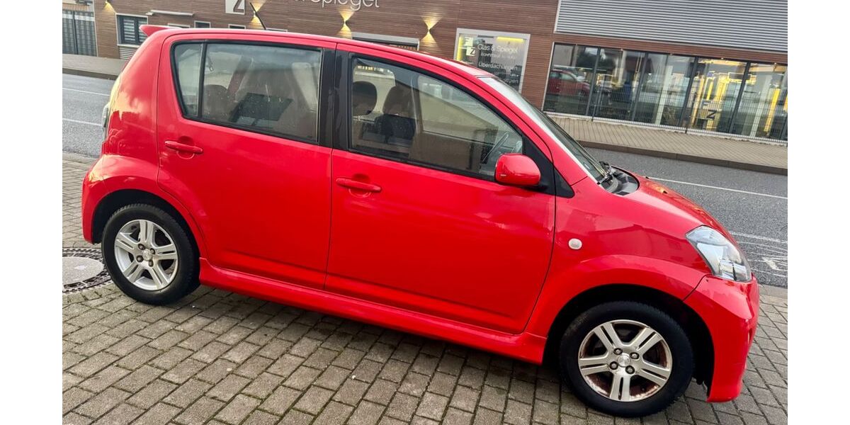 Daihatsu Sirion 173.000 km 2.990 € Worms 67551