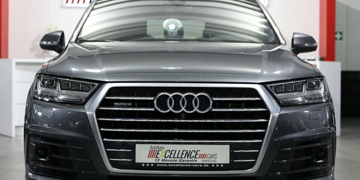 Audi Q7 3.0 TDI Q S-LINE SPORT PLUS / VOLLAUSSTATTUNG 159.000 km 33.777 &euro; Hamm 59077
