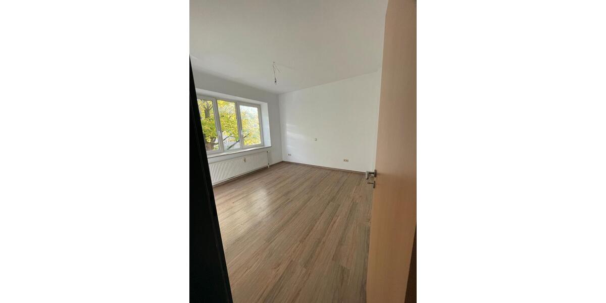 Erdgeschoßwohnung Bünde - 3 Zimmer, 75 m&sup2;, 675&euro; | Angebot:26321261