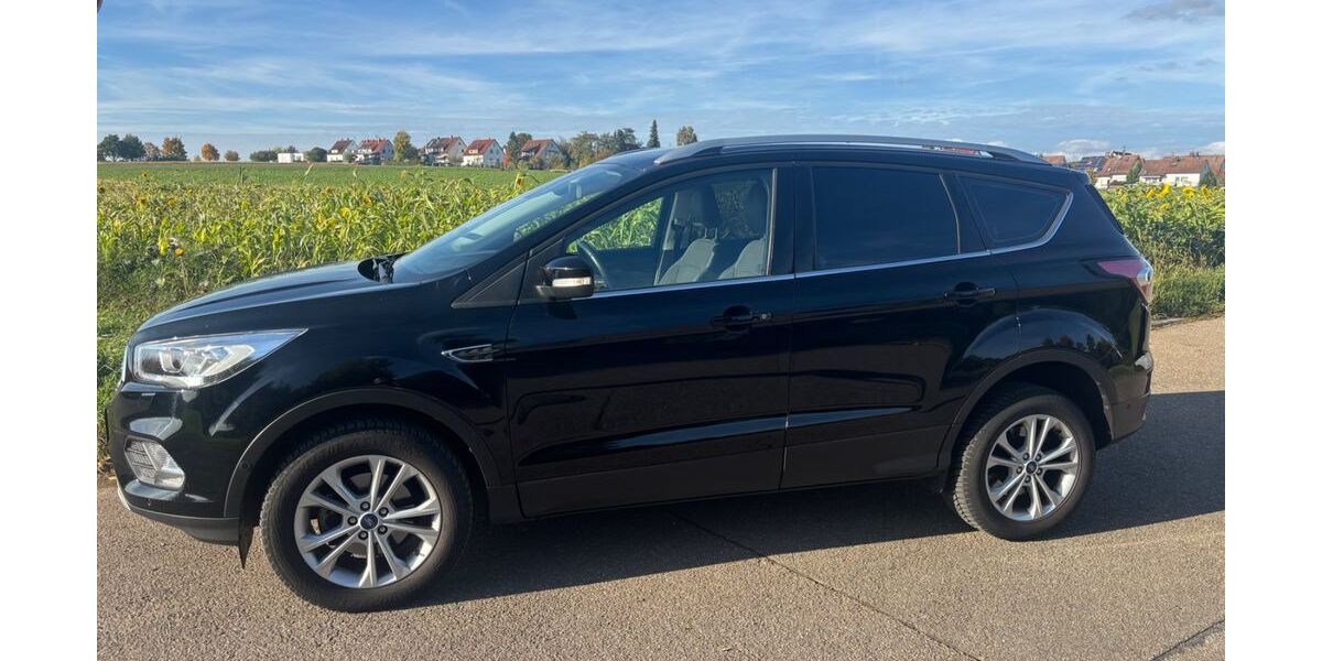 Ford Kuga 85.000 km 15.500 &euro; Winnenden 71364