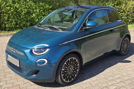 Fiat 500E La Prima