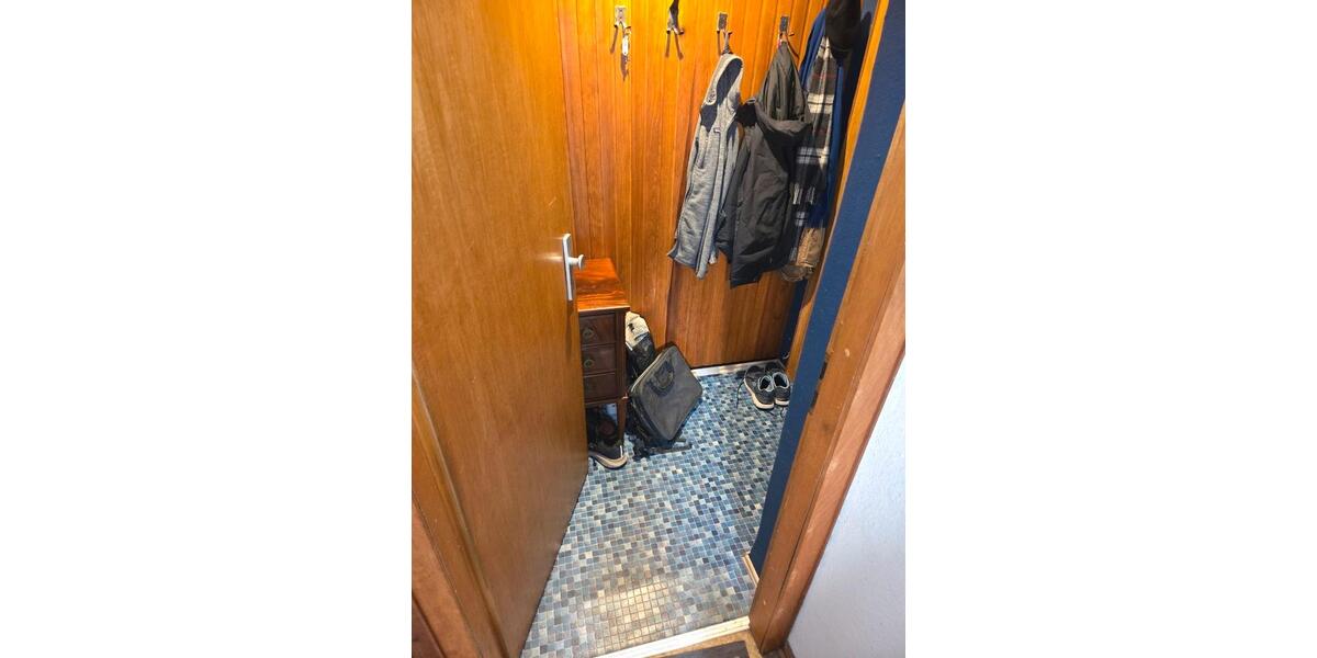 Dachgeschoßwohnung Andernach - 1 Zimmer, 38 m&sup2;, 305&euro; | Angebot:26635606