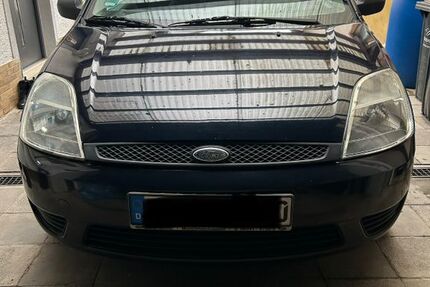 Ford Fiesta 192.000 km 1.249 &euro; Ober Mörlen 61239