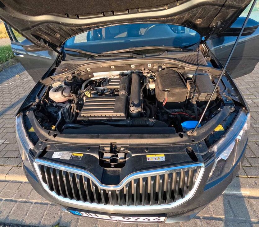 Skoda Octavia 147.000 km 12.500 € Hamburg 22525