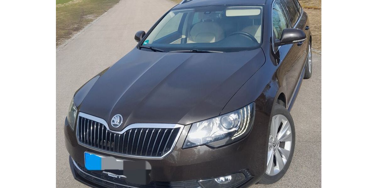 Skoda Superb 251.000 km 8.800 &euro; Ziemetshausen 86473