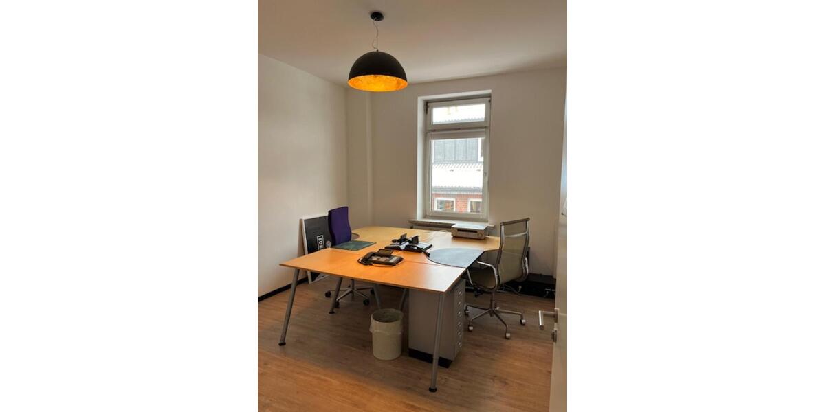 Schöner Büroraum in Winsens Zentrum- flexibel mietbar - All incl. zimmer