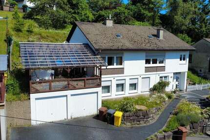 Haus zum Kaufen in Hilchenbach 270.000 € 127 m² 4 zimmer