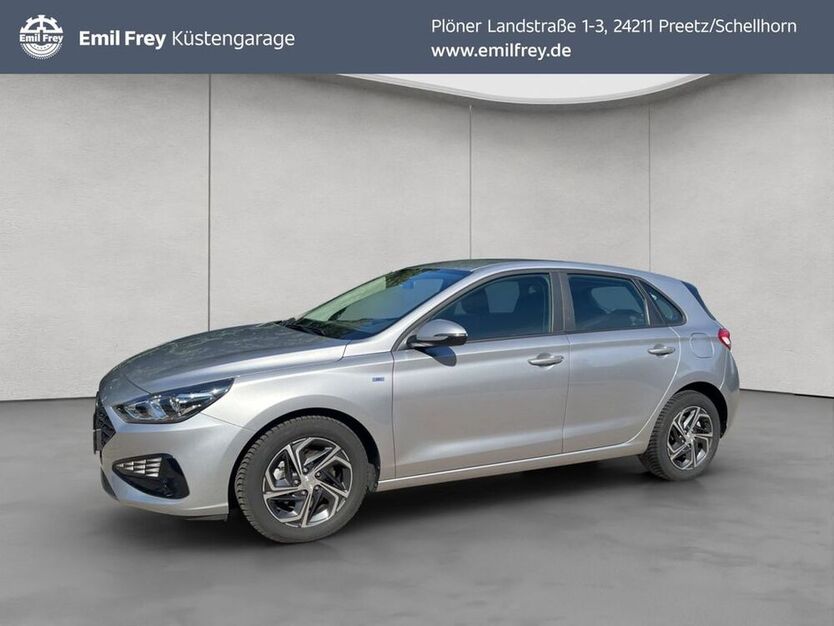 i30