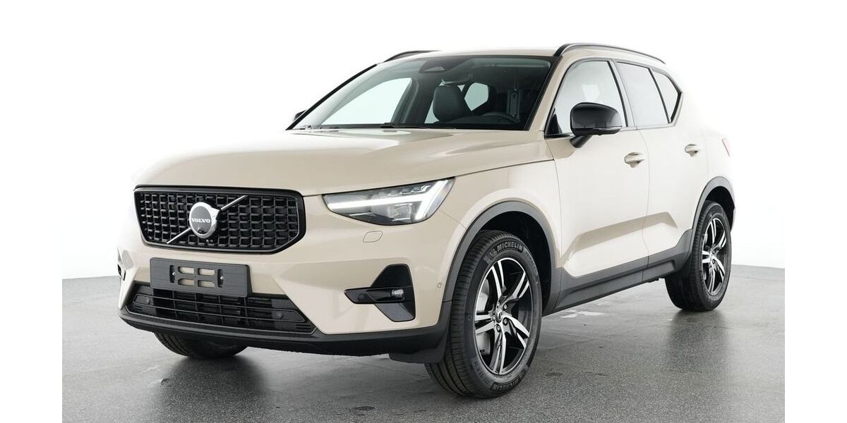 Volvo XC40 17.167 km 37.990 &euro; Braunschweig 38114