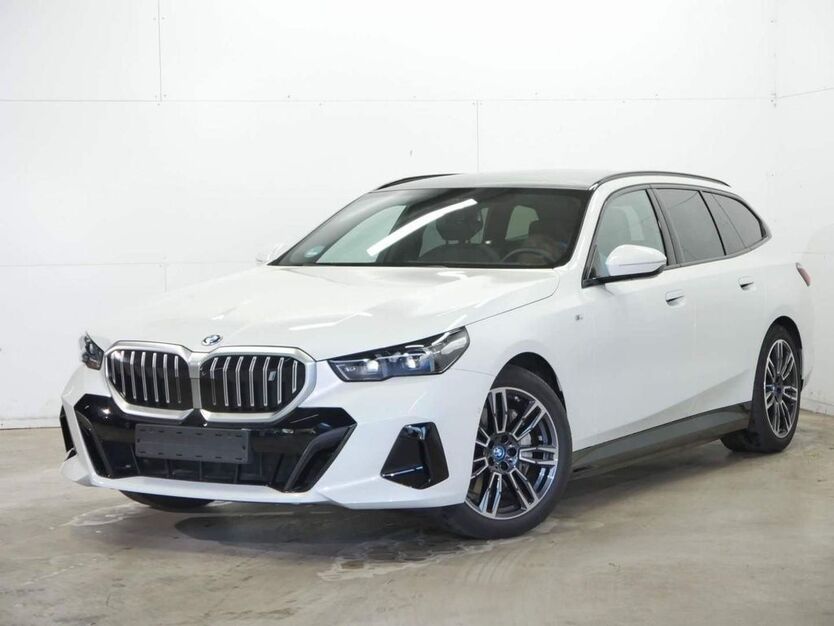 BMW i5 15.900 km 65.800 € Dillingen 89407