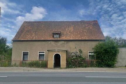 Haus Bernsdorf Großgrabe - 7 Zimmer, 100 m&sup2;, 30.000&euro; | Angebot:25999700