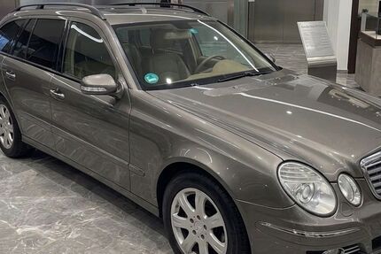 Mercedes-Benz E 220 350.000 km 2.999 &euro; Oberkotzau 95145