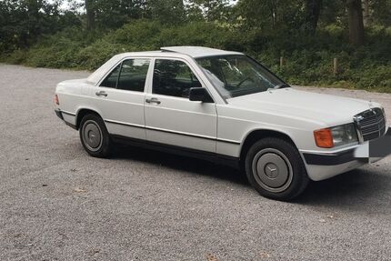 Mercedes-Benz 190 164.000 km 4.450 &euro; Kleve 47533