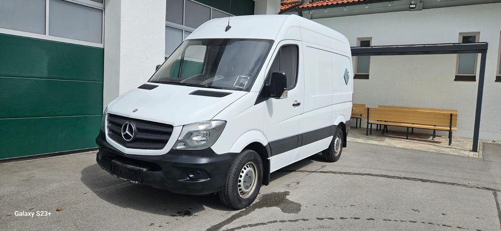 Mercedes-Benz Sprinter 205.000 km 10.999 &euro; Kastl 84556