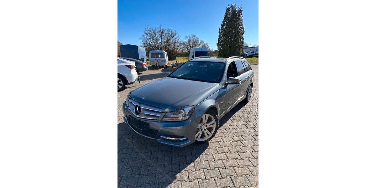 Mercedes-Benz C 250 234.742 km 7.900 &euro; Meudt 56414