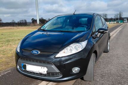 Ford Fiesta 232.000 km 2.450 &euro; Wallenhorst 49134