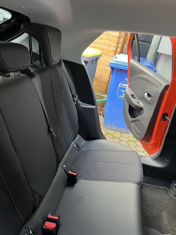 Corsa E