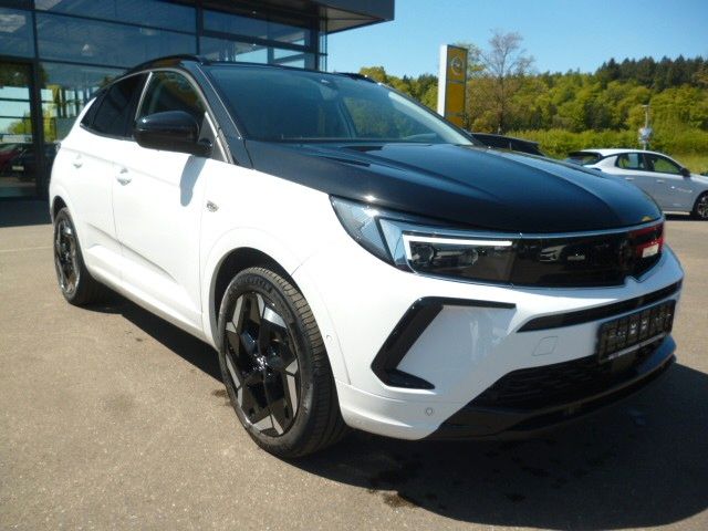 Opel Grandland (X) 19.500 km 28.800 &euro; Steißlingen 78256