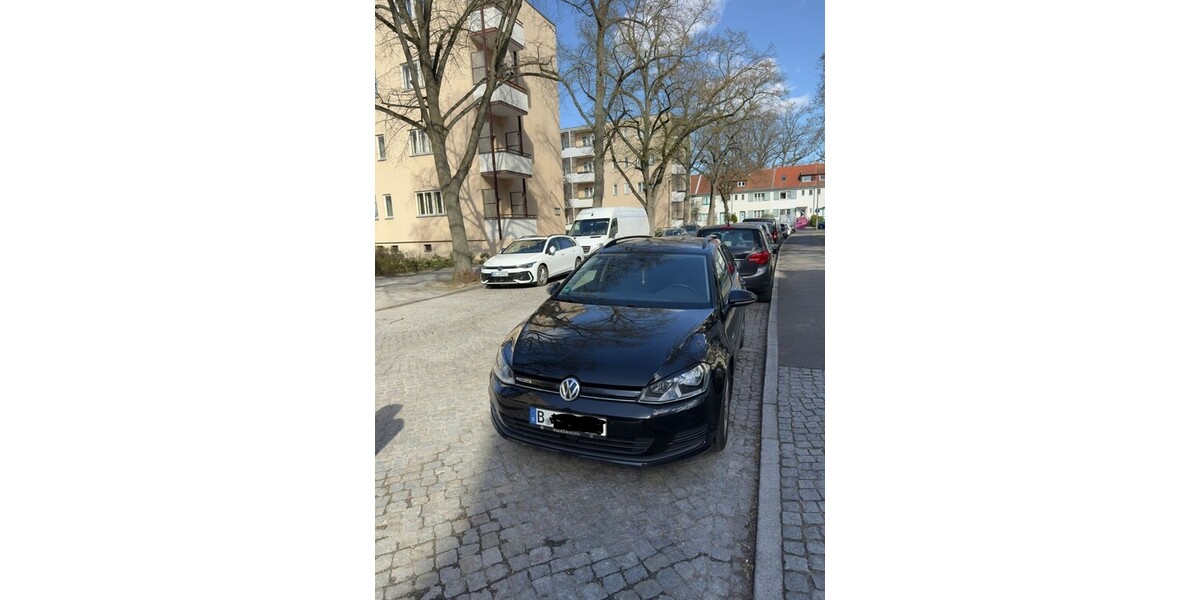 VW Golf VII Kombi 150.613 km 11.500 &euro; Berlin 10178