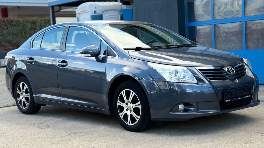 Toyota Avensis 159.172 km 5.500 € Chemnitz 09130
