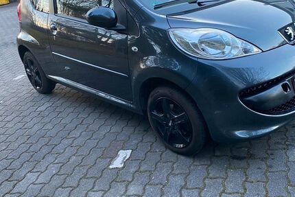 Peugeot 107 58.168 km 3.150 &euro; Radebeul 01445