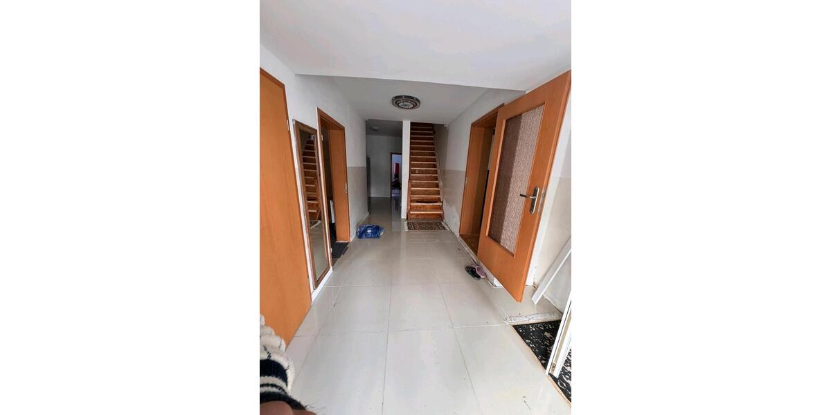 Einfamilienhaus Lalendorf - 6 Zimmer, 150 m&sup2;, 110.000&euro; | Angebot:27085130