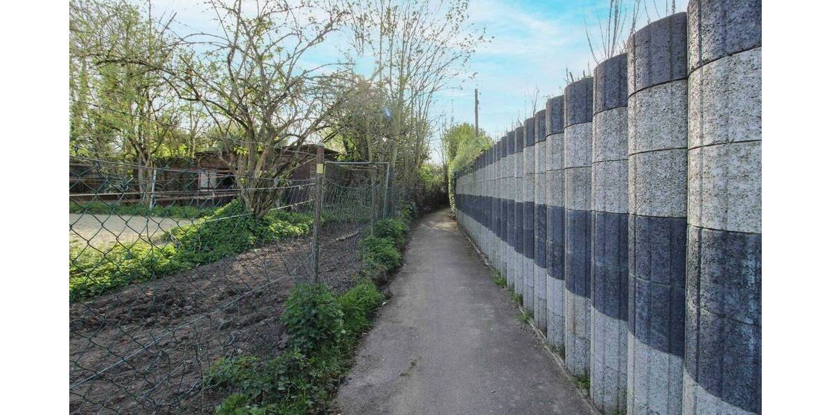Grundstück Düsseldorf Vennhausen - 249.000&euro; | Angebot:26826069