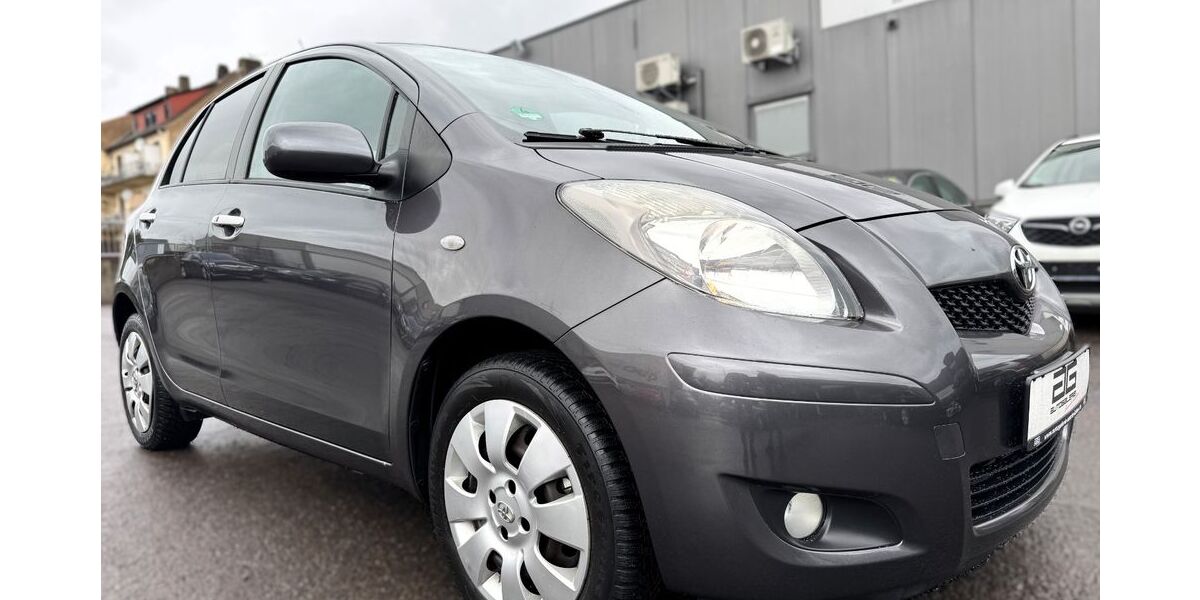 Toyota Yaris 190.000 km 6.400 &euro; Saarbrücken-Altenkessel 66126