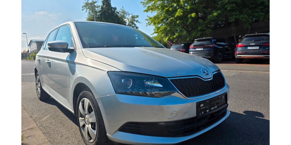 Skoda Fabia 123.534 km 7.500 &euro; Baunatal 34225