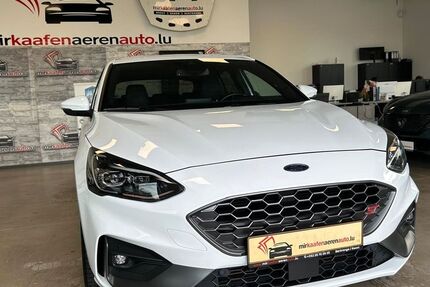 Ford Focus 92.000 km 18.990 &euro; Dillingen 66763