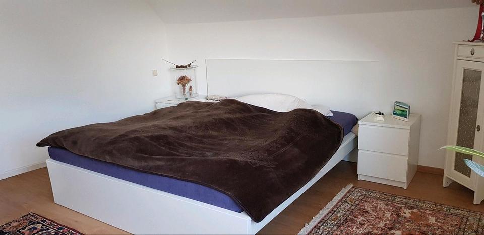Dachgeschoßwohnung Wehrheim - 3 Zimmer, 68 m&sup2;, 850&euro; | Angebot:26330030