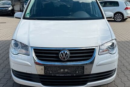 VW Touran 280.000 km 1.999 &euro; Friedberg 86316