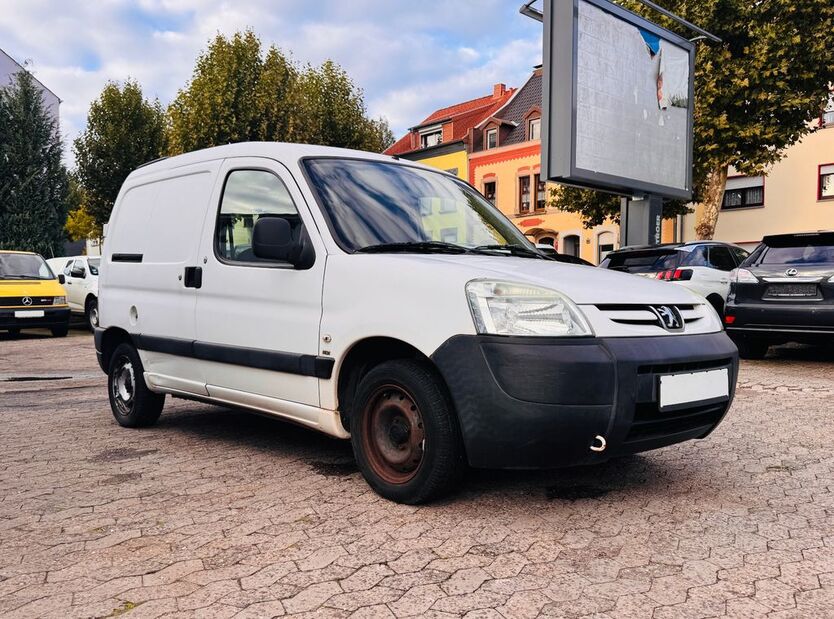 Peugeot Partner 153.000 km 2.900 € Saarbrücken 66115
