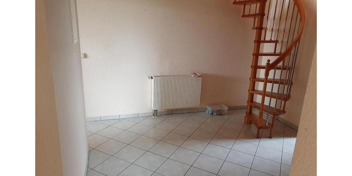 Etagenwohnung Hamberge - 3 Zimmer, 95 m&sup2;, 950&euro; | Angebot:25207815