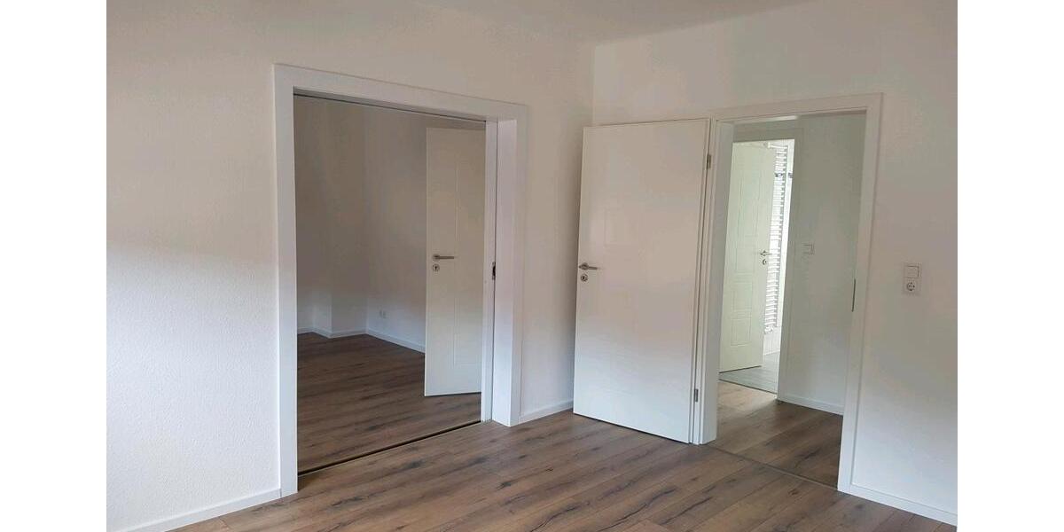 Dachgeschoßwohnung Schriesheim - 4 Zimmer, 86 m&sup2;, 1.200&euro; | Angebot:26286468