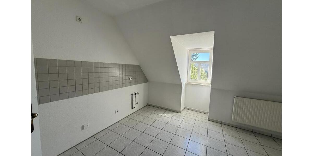 Dachgeschoßwohnung Auerbach/Vogtland Vogtland - 3 Zimmer, 75 m&sup2;, 415&euro; | Angebot:26534421
