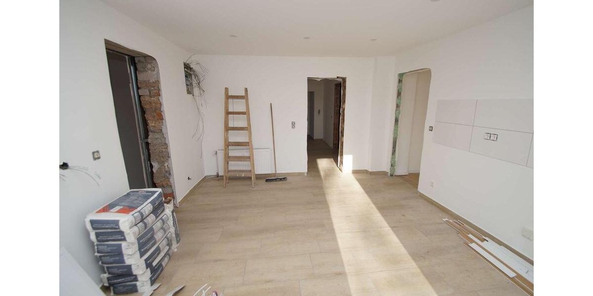 Erdgeschoßwohnung Schkopau - 3 Zimmer, 120 m&sup2;, 990&euro; | Angebot:24698919