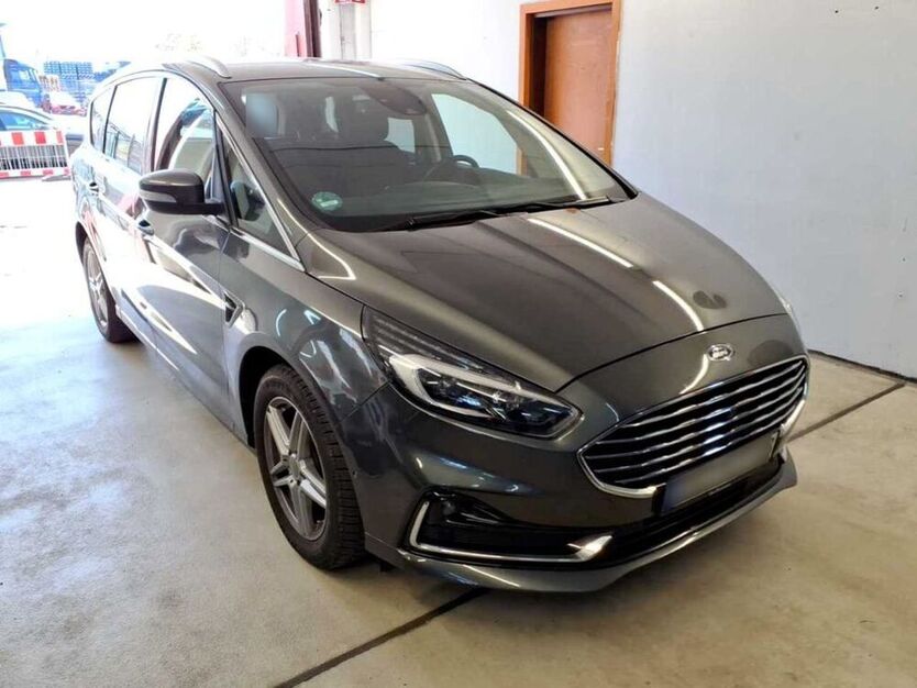 S-Max