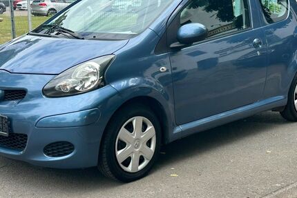 Toyota Aygo (X) 101.000 km 2.999 &euro; Chemnitz 09120