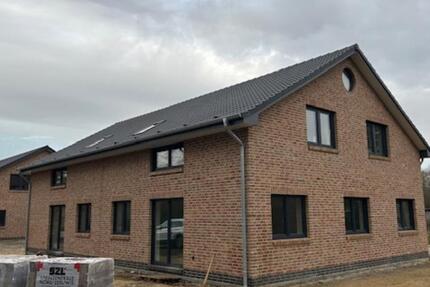 Wohnung Weddingstedt - 2 Zimmer, 76 m&sup2;, 880&euro; | Angebot:25080230