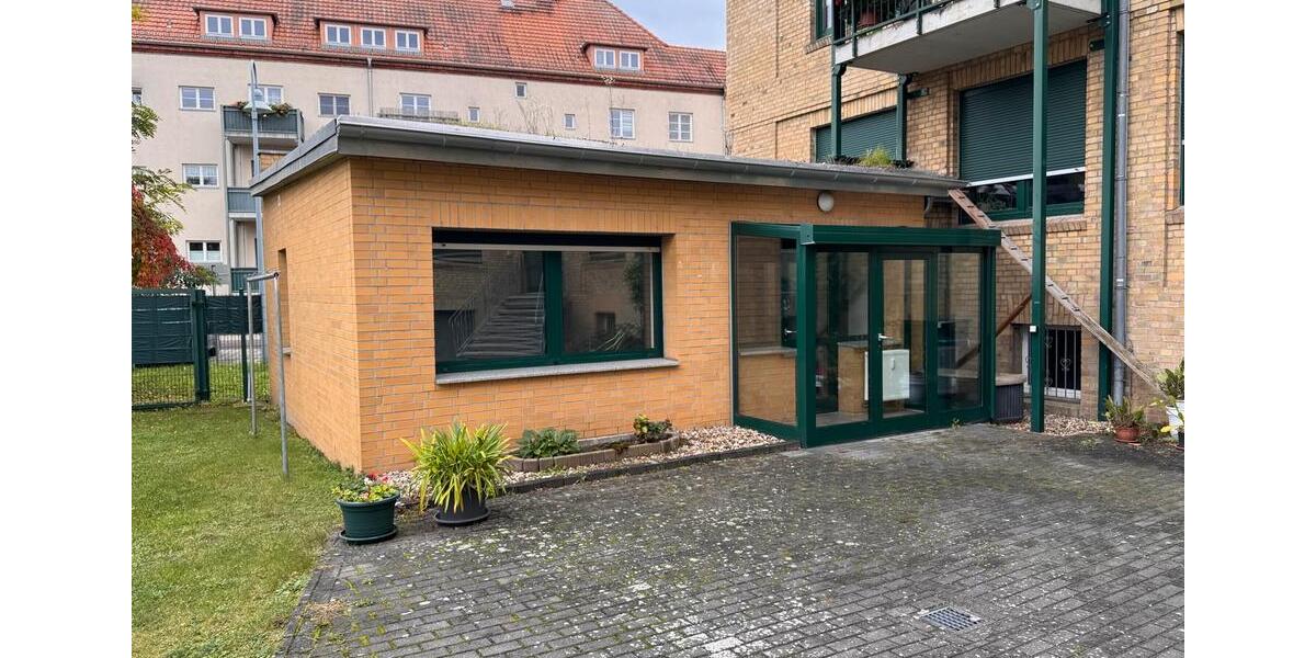 1-Raum Wohnung in Bahnhofsnähe mit Wasserzugang 1 zimmer