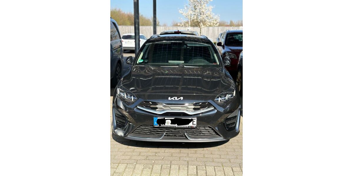 Kia ceed Sportswagon 63.000 km 17.111 &euro; Ense 59469