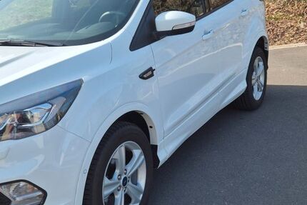 Ford Kuga 5.250 km 18.999 &euro; Rennerod 56477