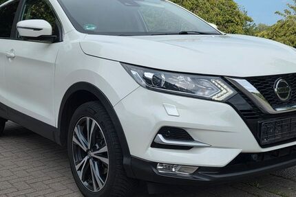 Nissan Qashqai 72.079 km 15.900 € Osdorf 24251