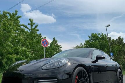 Porsche Panamera 130.000 km 42.450 &euro; Fürth 90766