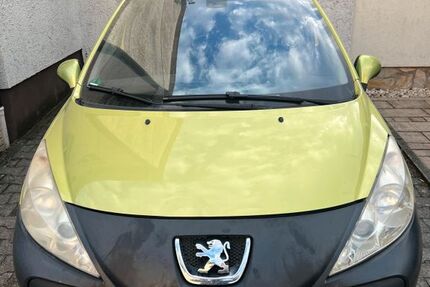 Peugeot 207 256.218 km 700 € Seeheim-Jugenheim 64342