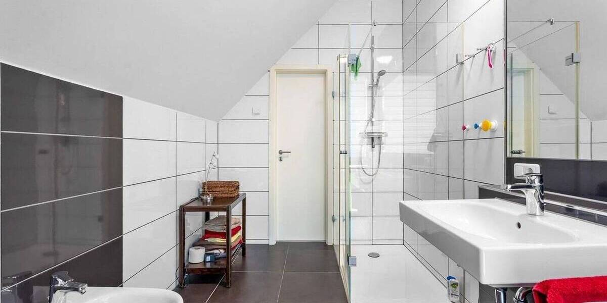 Besonders Familiengeeignete Doppelhaushälfte 5 zimmer