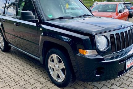 Jeep Patriot 177.920 km 7.800 &euro; Moers 47445