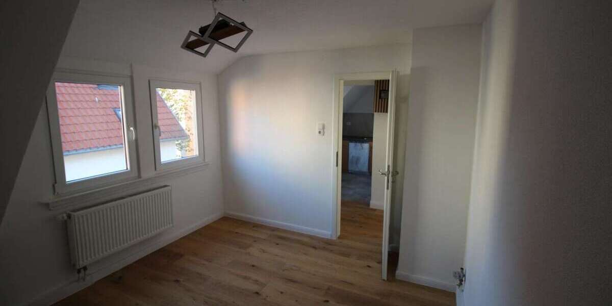 Einfamilienhaus Stuttgart Stuttgart-Süd - 9 Zimmer, 163 m&sup2;, 525.000&euro; | Angebot:25079061