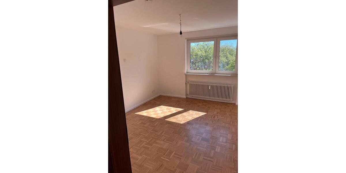 Etagenwohnung Viernheim - 4 Zimmer, 98 m&sup2;, 1.175&euro; | Angebot:26403867
